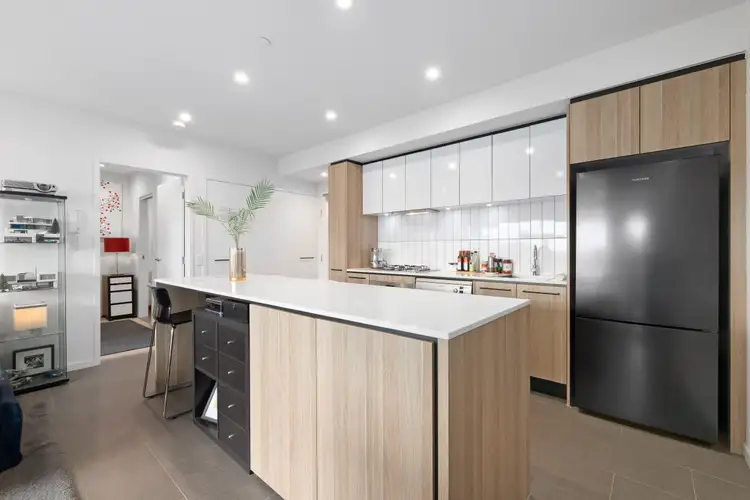 204/30 Oleander Drive, Mill Park VIC 3082