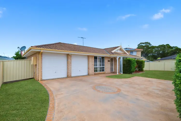 5 Abbott Place, Ingleburn NSW 2565