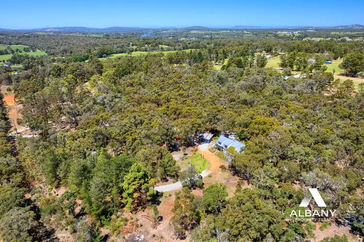 816 Hazzard Road, Millbrook WA 6330