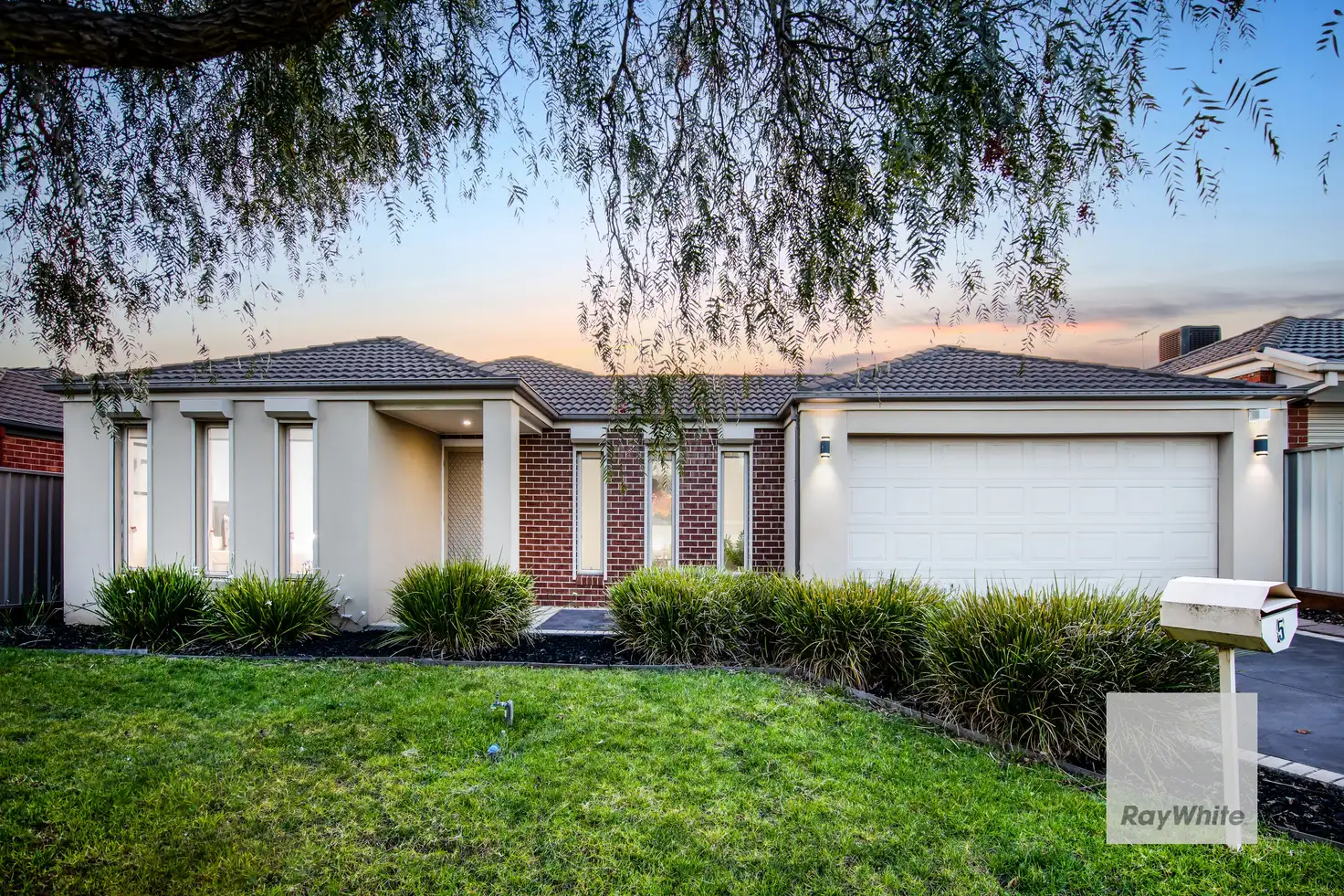 Main view of Homely house listing, 5 Addicott Way, Taylors Hill VIC 3037