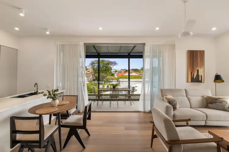 10/118 Racecourse Road, Ascot QLD 4007