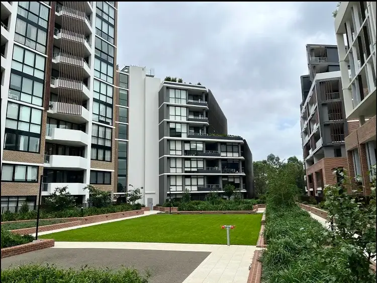 115/32 Civic Way, Rouse Hill NSW 2155