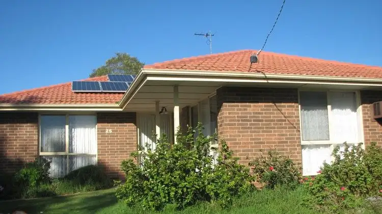 25 Roberts Avenue, Hoppers Crossing VIC 3029