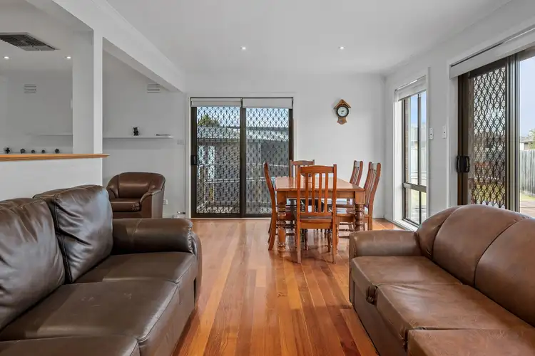 Fourth view of Homely house listing, 5 Tyson Court, Lalor VIC 3075