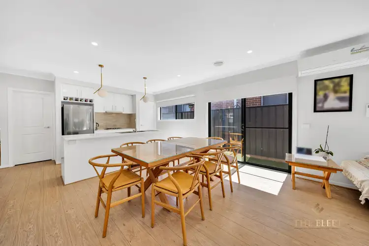 24 Chartwell Avenue, Truganina VIC 3029