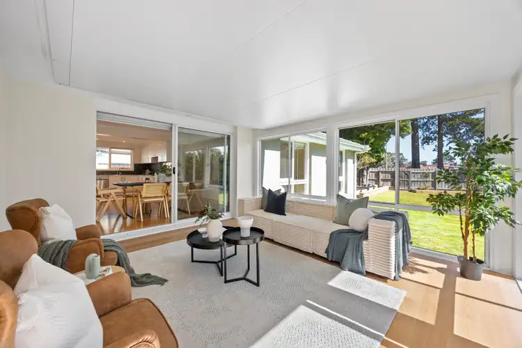 Fifth view of Homely house listing, 4 The Close, Scoresby VIC 3179