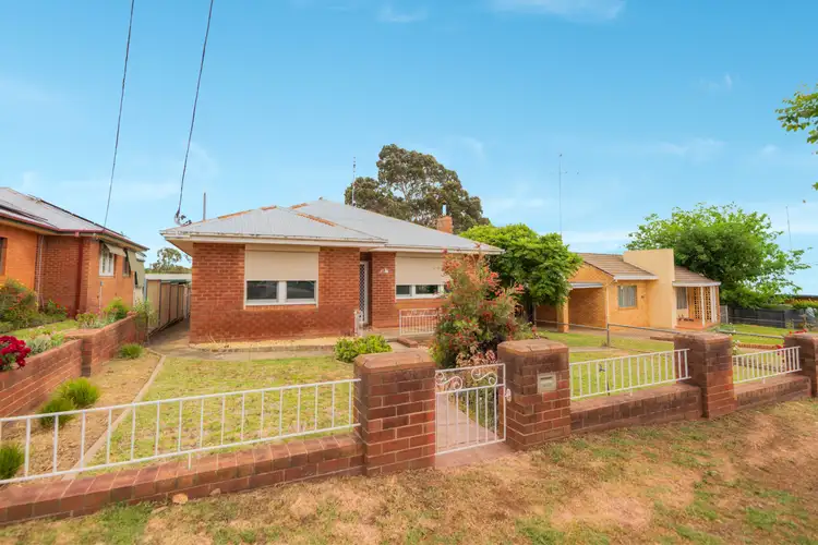 54 High Street, Parkes NSW 2870