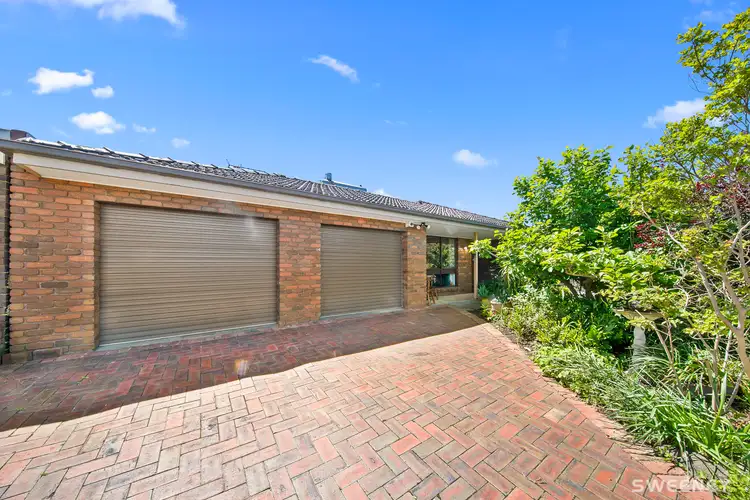 4 Investigator Grove, Altona Meadows VIC 3028
