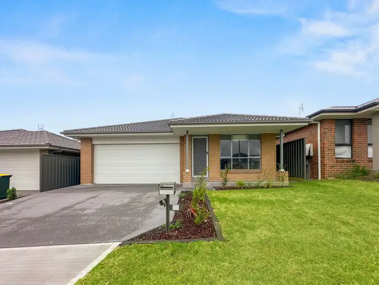 18 Caspian Circuit, Woongarrah NSW 2259