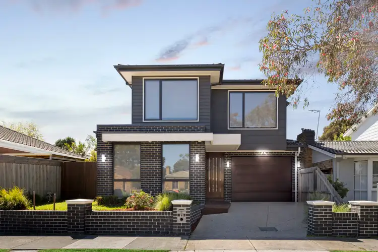 28 Metcalf Crescent, Rowville VIC 3178