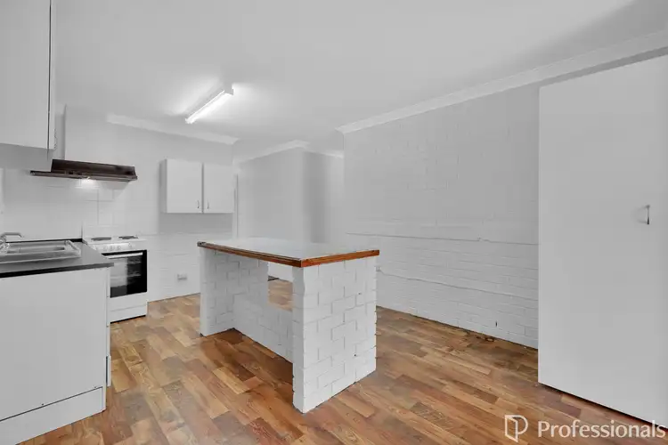 Sixth view of Homely house listing, 9 Coachwood Way, Maddington WA 6109