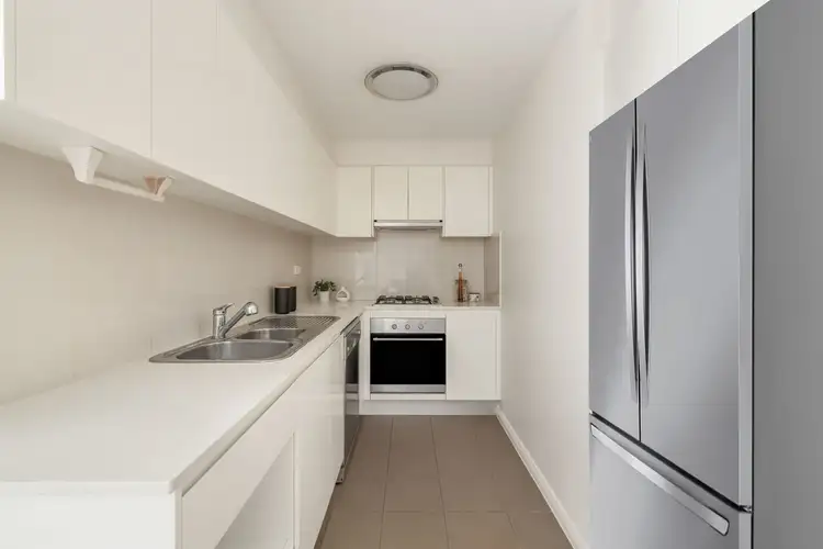 Fourth view of Homely apartment listing, 2/92-110 Cope Street, Waterloo NSW 2017