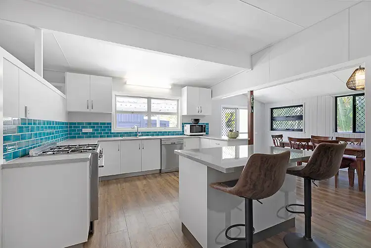 4 Clarke Street, Eton QLD 4741