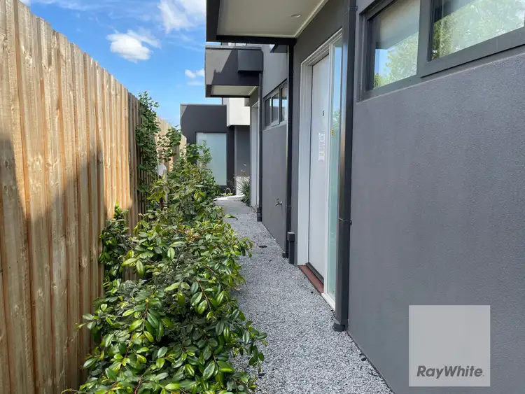 5/7 Chaleyer Street, Reservoir VIC 3073