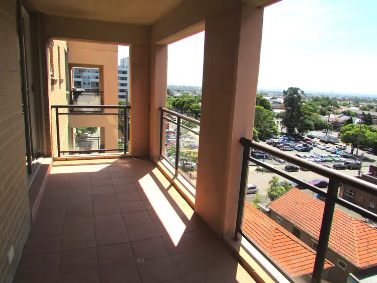 24/17 MacMahon Street