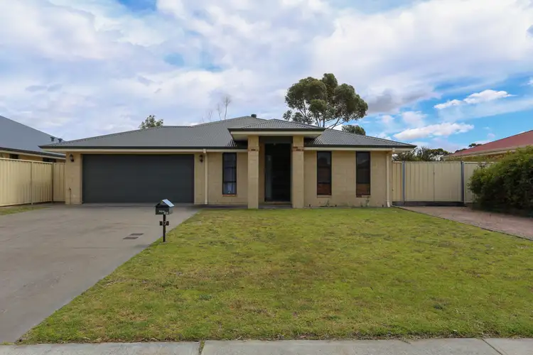17 Cannes Parade, Castletown WA 6450