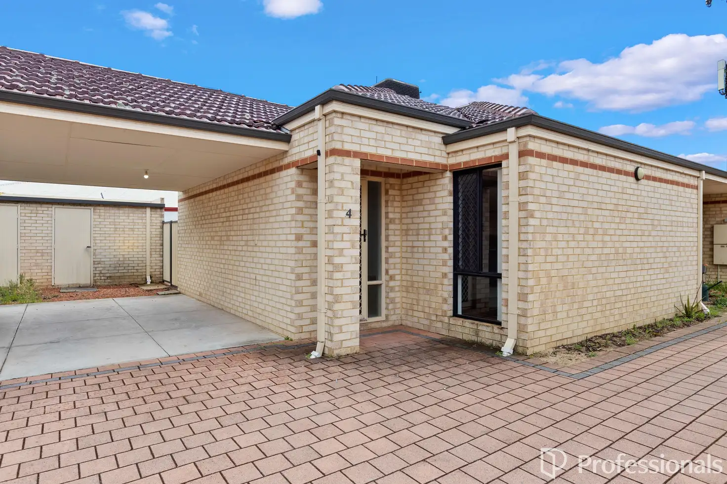 Main view of Homely villa listing, 4/1533B Albany Highway, Beckenham WA 6107