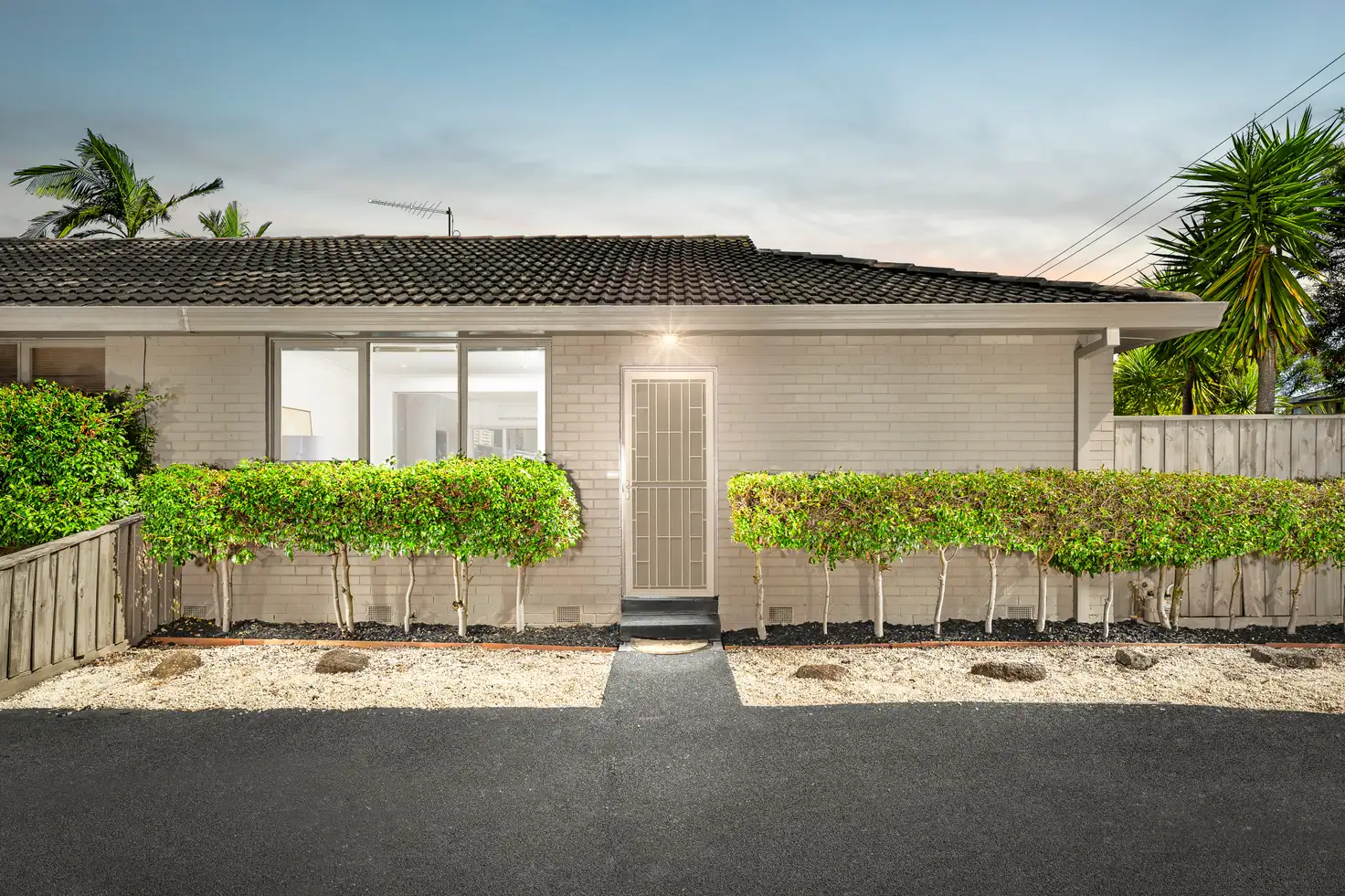 Main view of Homely unit listing, 1/18 Wordsworth Avenue, Clayton South VIC 3169
