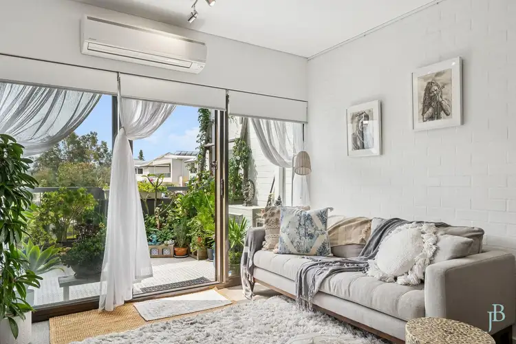 48/59 Breaksea Drive, North Coogee WA 6163