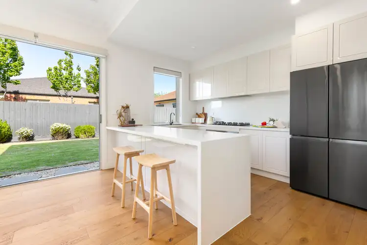 Fourth view of Homely townhouse listing, 2/38 Andrew Street, Oakleigh VIC 3166