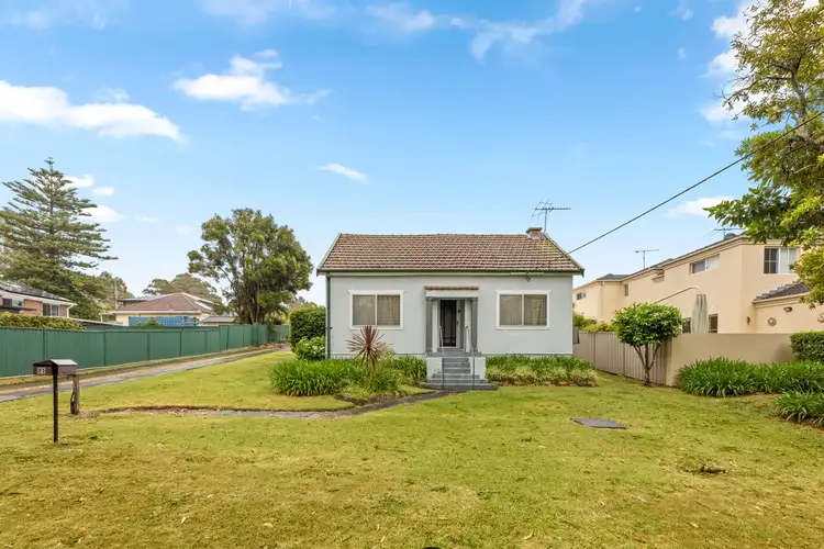 Seventh view of Homely house listing, 21 Glencoe Street, Sutherland NSW 2232