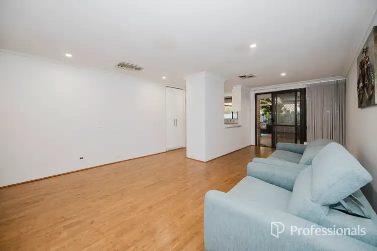 Sixth view of Homely unit listing, 17B Shepway Place, Marangaroo WA 6064