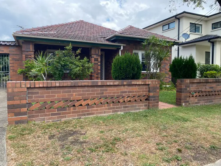 14 The Avenue, Kingsgrove NSW 2208