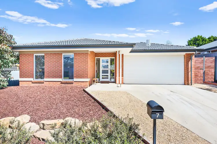7 Peak Court, Mansfield VIC 3722