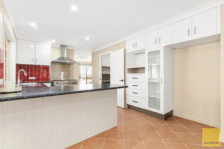 Sixth view of Homely house listing, 39 Jeppesen Drive, Emerald QLD 4720