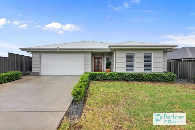 35 Evesham Circuit, Tamworth NSW 2340