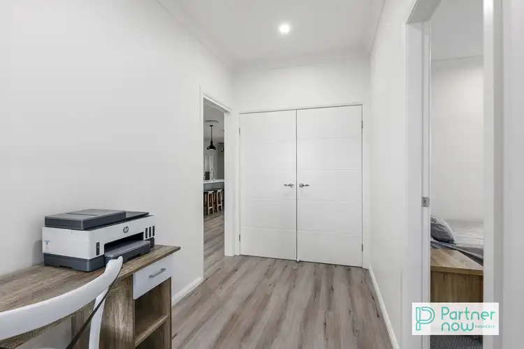 Sixth view of Homely house listing, 35 Evesham Circuit, Tamworth NSW 2340