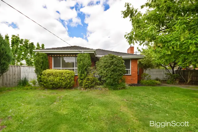 2 Linda Crescent, Ferntree Gully VIC 3156