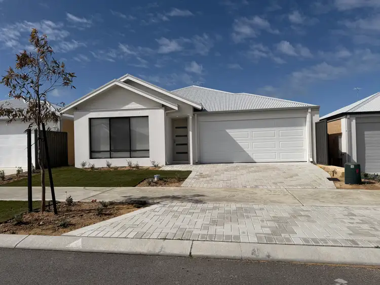 15 Lechuza Way, Madora Bay WA 6210