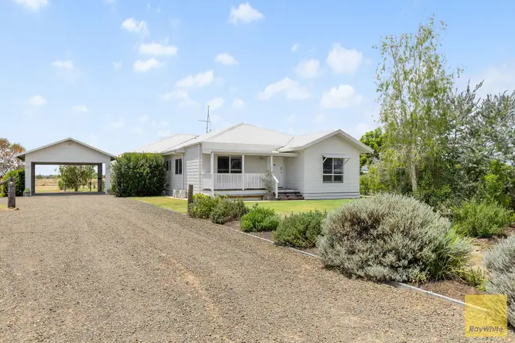 7 Bottle Tree Road, Emerald QLD 4720