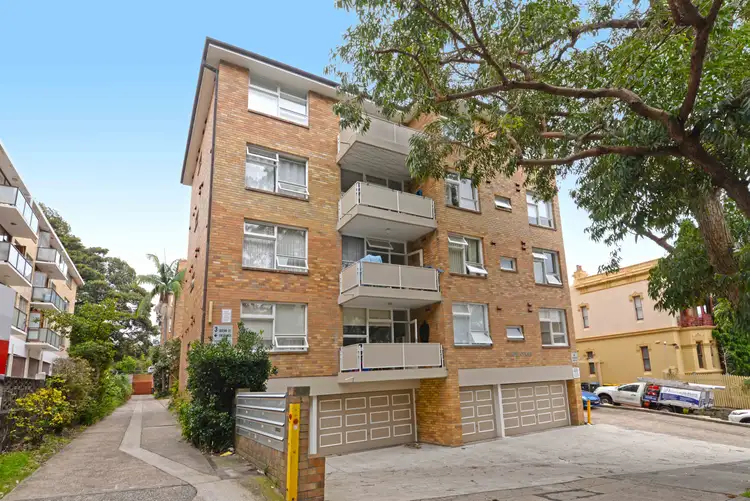 Fifth view of Homely apartment listing, 6/3 Ocean Street, Bondi NSW 2026