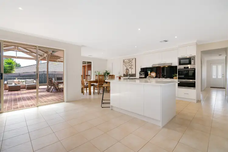 Fourth view of Homely house listing, 14 Collina Court, Langwarrin VIC 3910