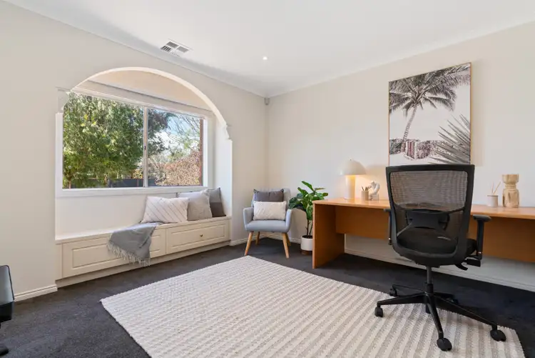 Fourth view of Homely house listing, 14 Collina Court, Langwarrin VIC 3910