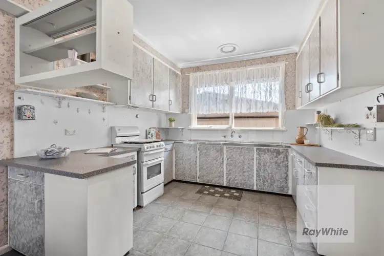 Fifth view of Homely house listing, 2 Campbell Street, Kingsbury VIC 3083