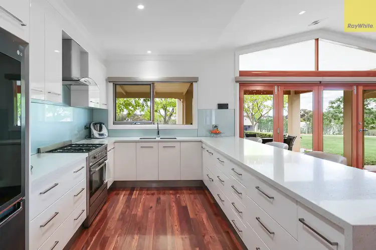 Sixth view of Homely house listing, 4 Eyrie Court, Hopetoun Park VIC 3340