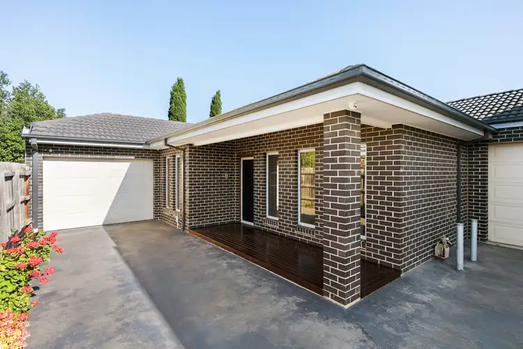 2/11 Bungay Street, Fawkner VIC 3060