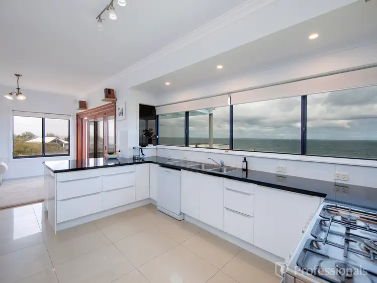 37 Graham Road, Quinns Rocks WA 6030