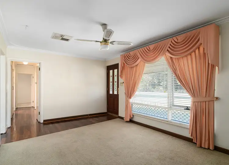 Second view of Homely house listing, 326 Robinson Avenue, Cloverdale WA 6105