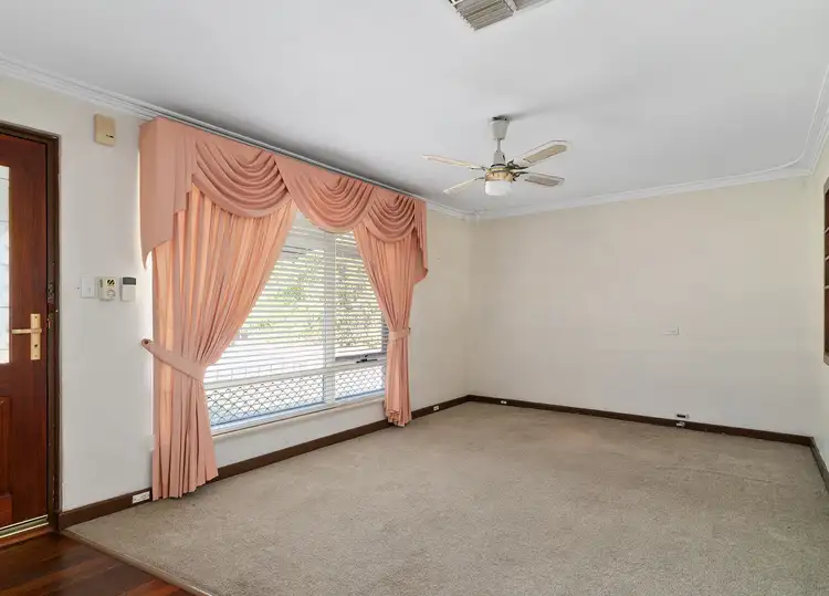 Fourth view of Homely house listing, 326 Robinson Avenue, Cloverdale WA 6105