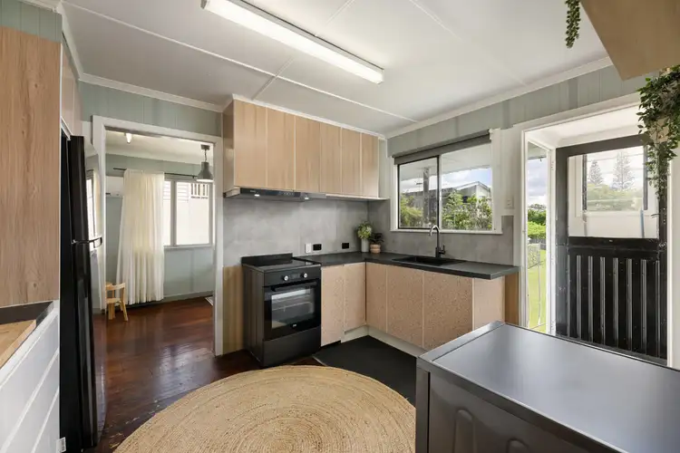 25 Newnham Road, Mount Gravatt East QLD 4122