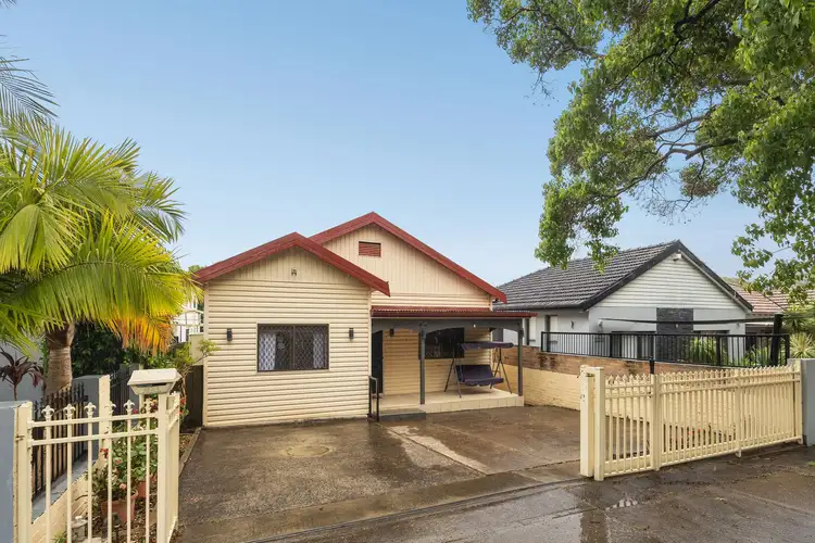 27 Ferguson Avenue, Wiley Park NSW 2195