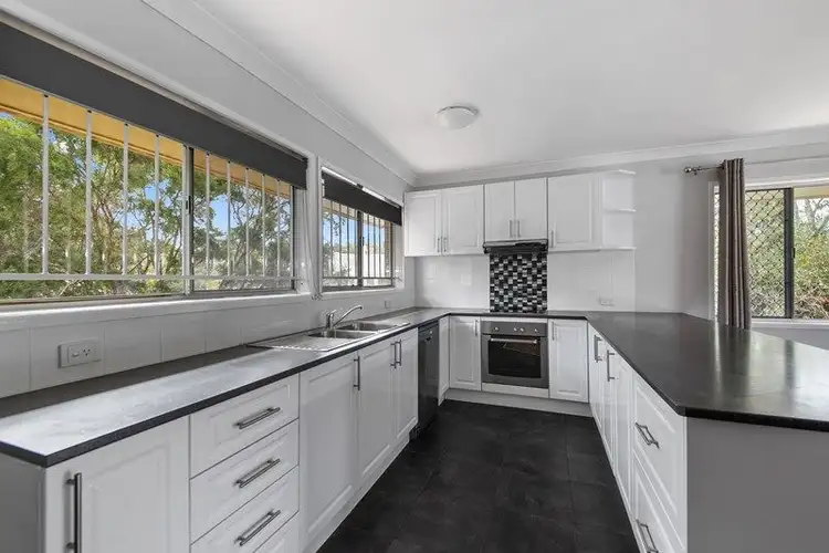 22 Burrabirra Street, Mount Gravatt East QLD 4122