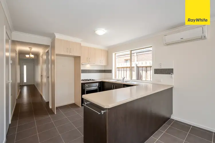 Fifth view of Homely house listing, 2/94 Dunvegan Drive, Kurunjang VIC 3337