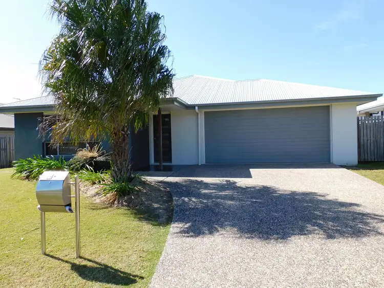 23 Dobinson Street, Bucasia QLD 4750