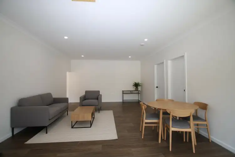 2/54 Brisbane Street, Oxley Park NSW 2760