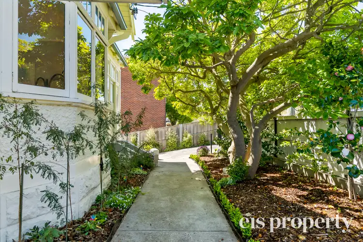 3 Newlands Avenue, Lenah Valley TAS 7008